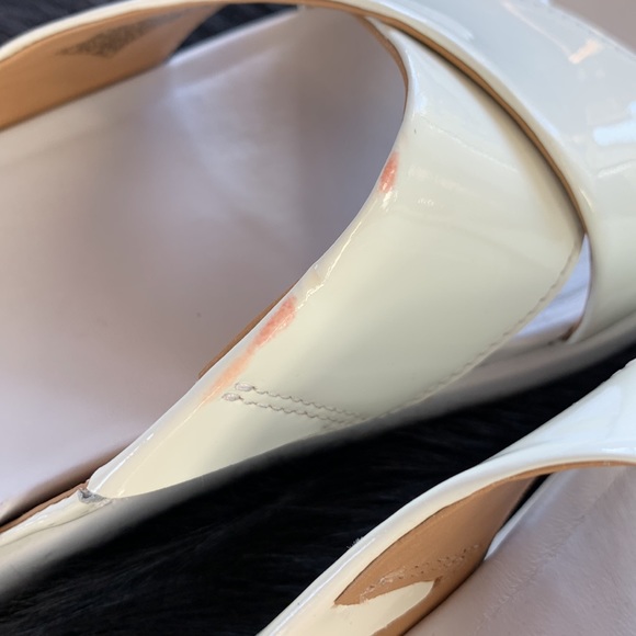 UGG Emily Patent Leather Slide - Picture 6 of 7